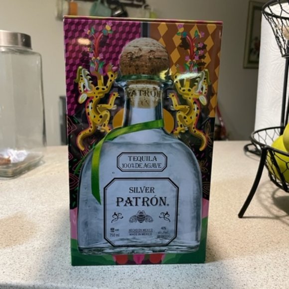Patron' Limited Edition Collectible Container - Picture 1 of 5